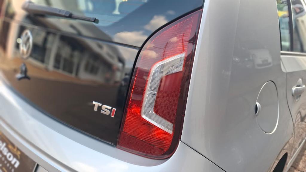 VOLKSWAGEN UP - Foto