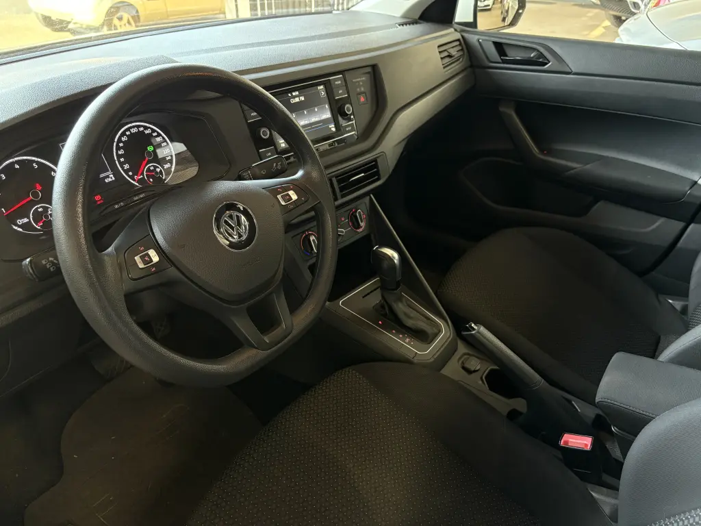 VOLKSWAGEN Virtus - Foto