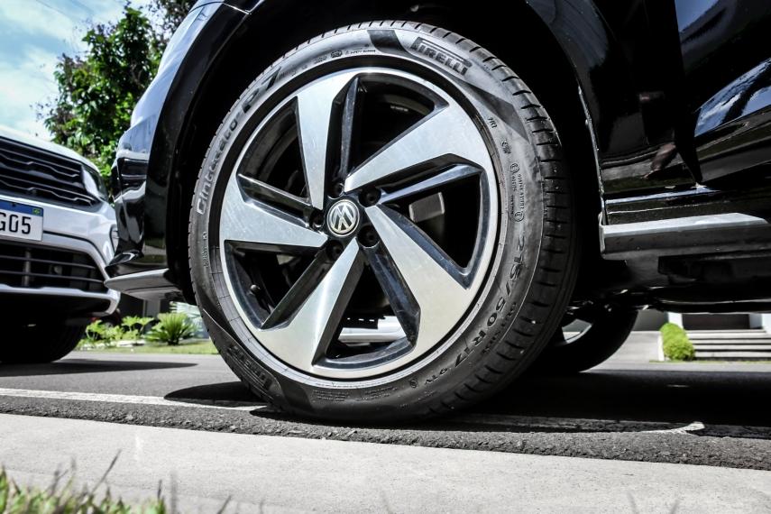 VOLKSWAGEN Virtus - Foto