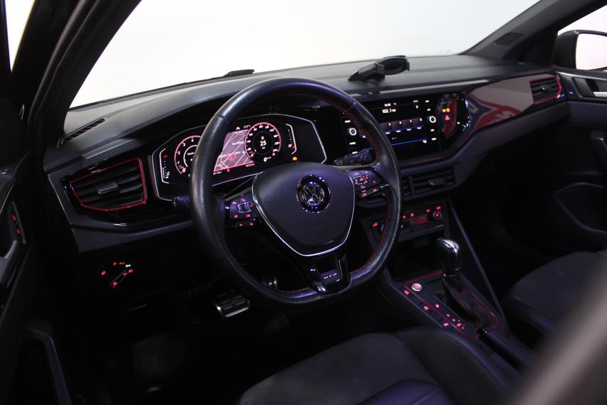 VOLKSWAGEN Virtus - Foto