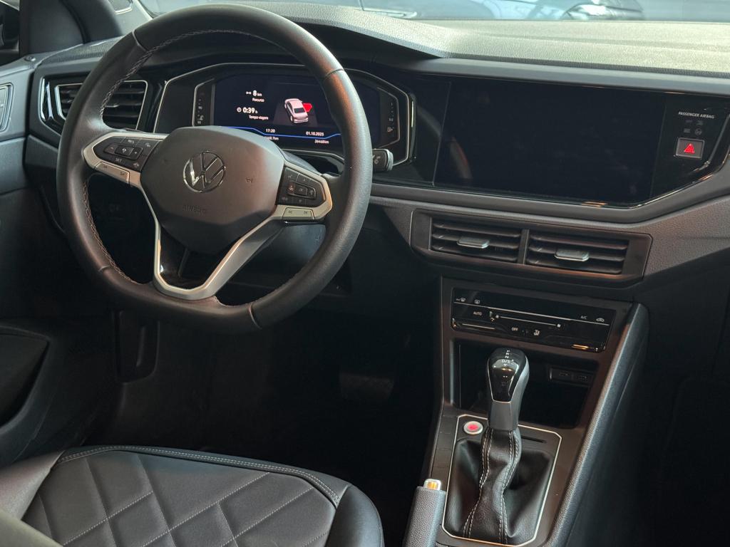 VOLKSWAGEN Virtus - Foto