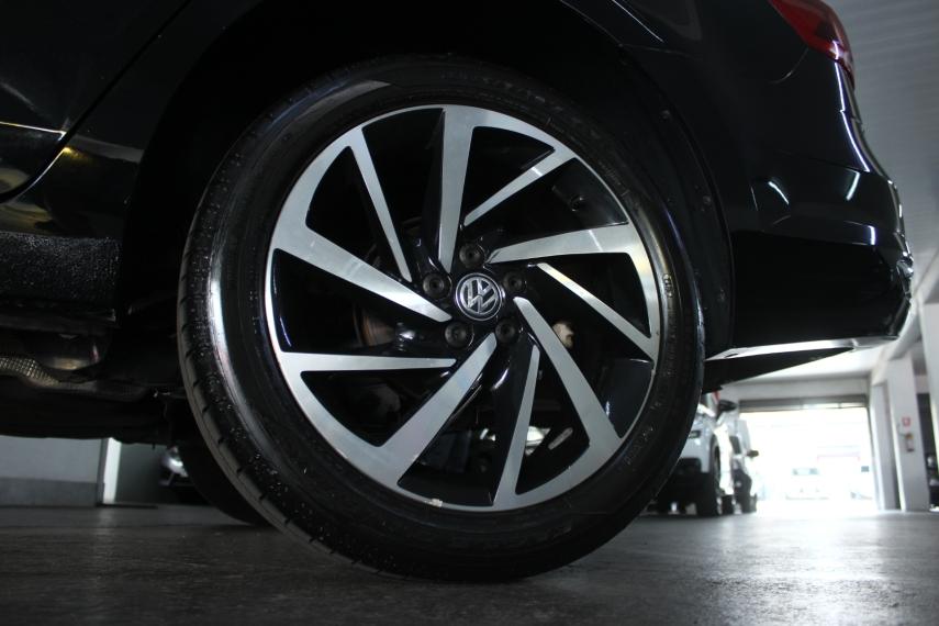 VOLKSWAGEN Virtus - Foto