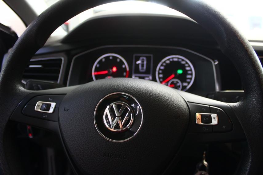 VOLKSWAGEN Virtus - Foto