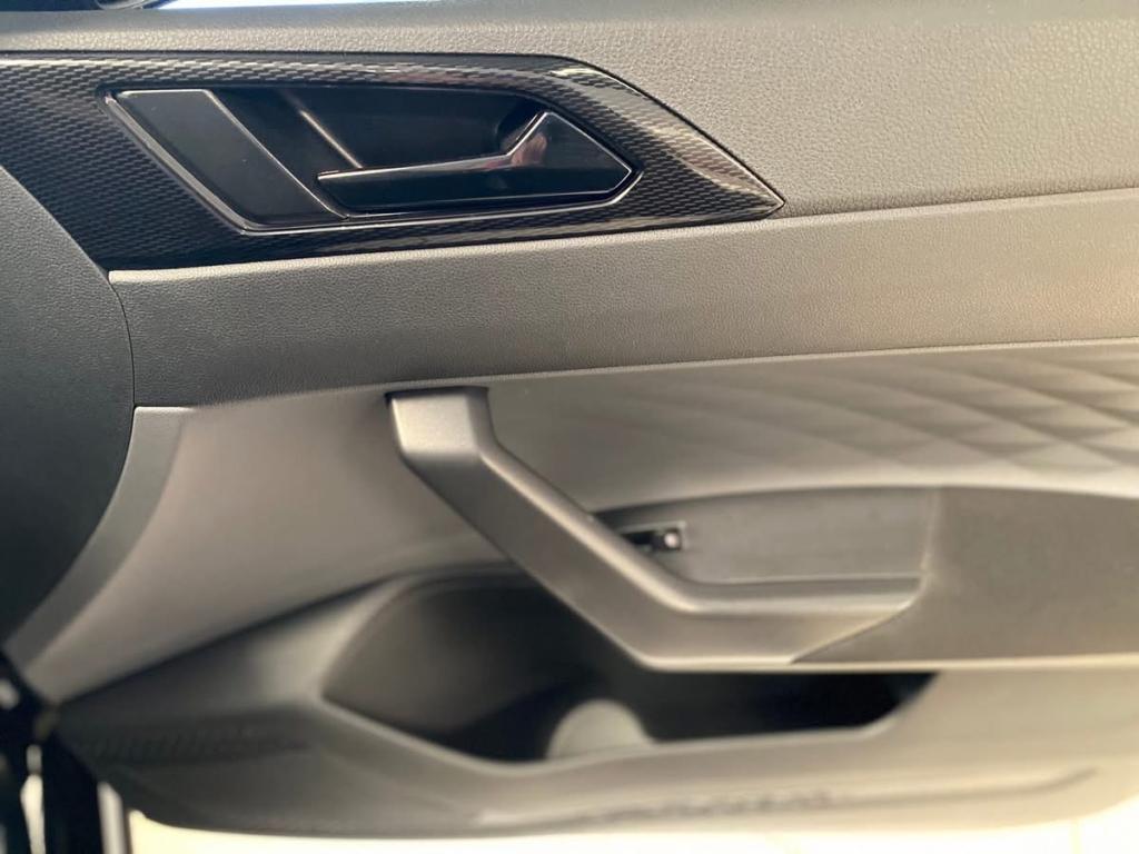 VOLKSWAGEN Virtus - Foto