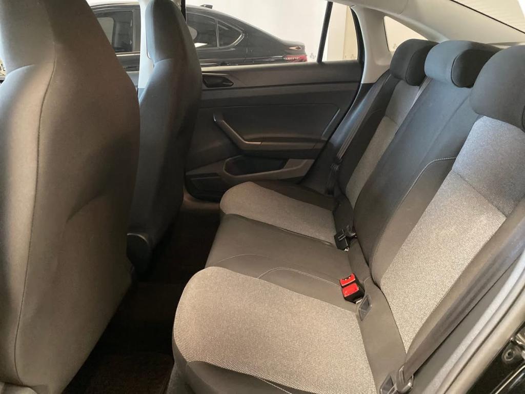 VOLKSWAGEN Virtus - Foto