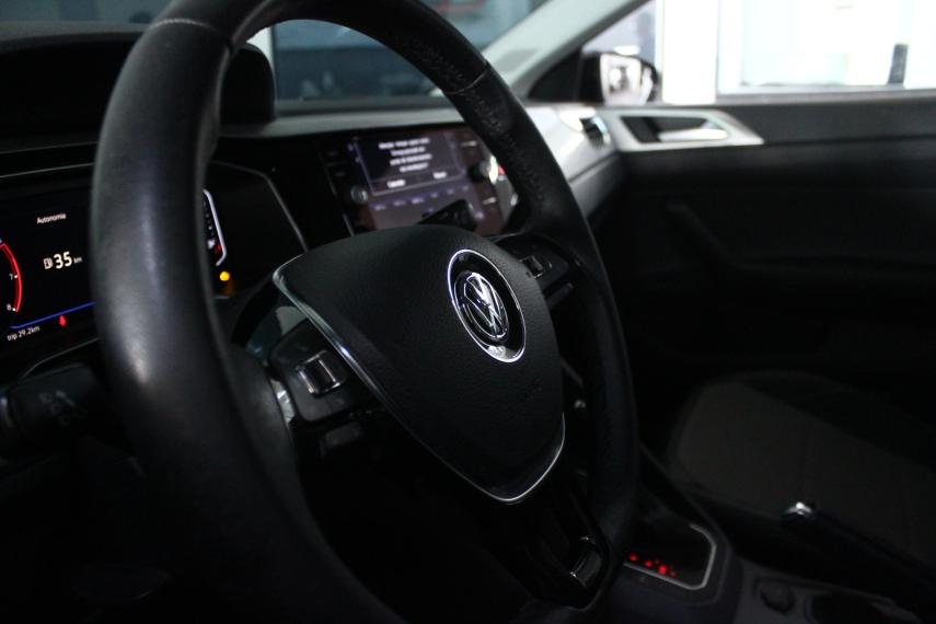 VOLKSWAGEN Virtus - Foto