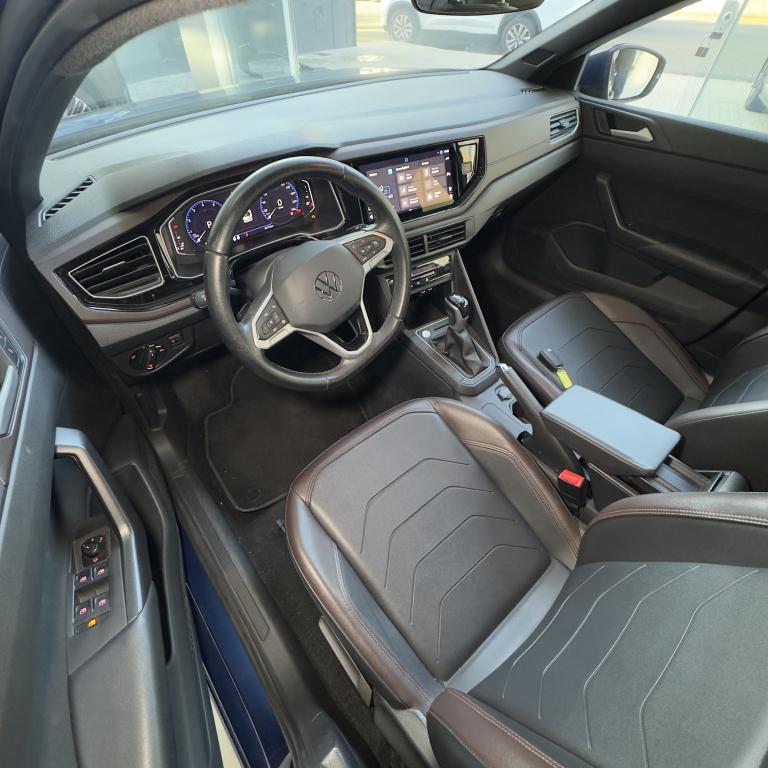 VOLKSWAGEN Virtus - Foto