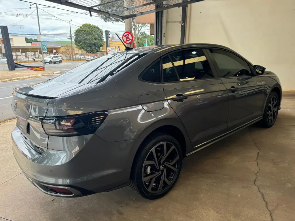 VOLKSWAGEN Virtus - Foto
