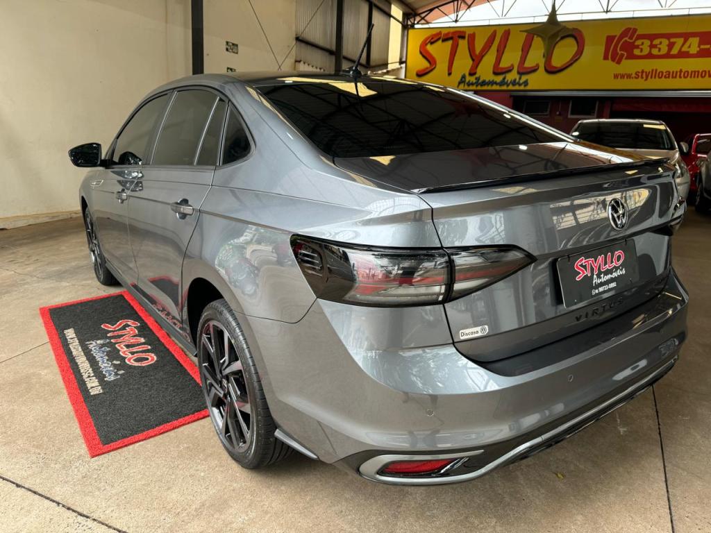 VOLKSWAGEN Virtus - Foto