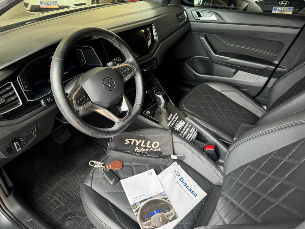 VOLKSWAGEN Virtus - Foto