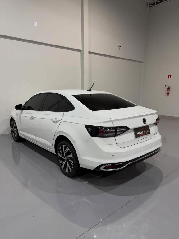 VOLKSWAGEN Virtus - Foto