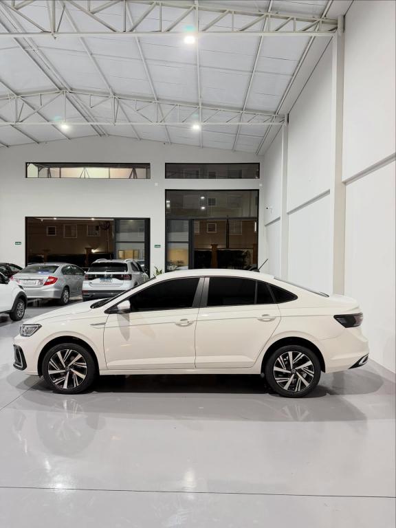VOLKSWAGEN Virtus - Foto