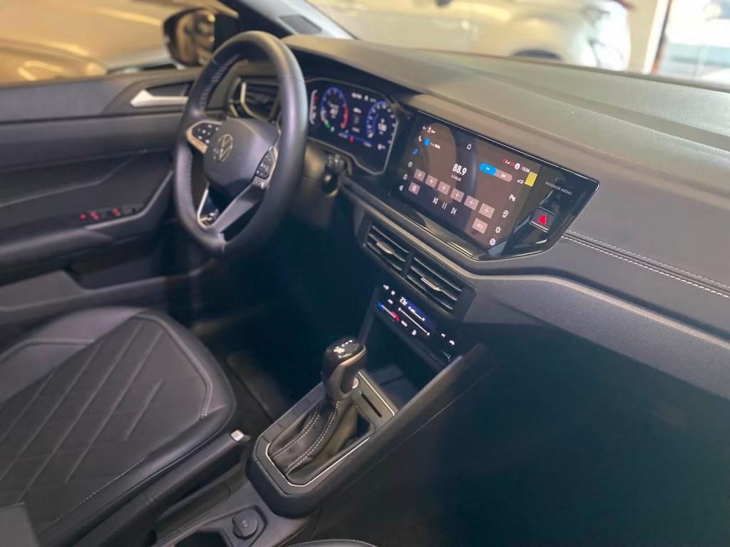 VOLKSWAGEN Virtus - Foto