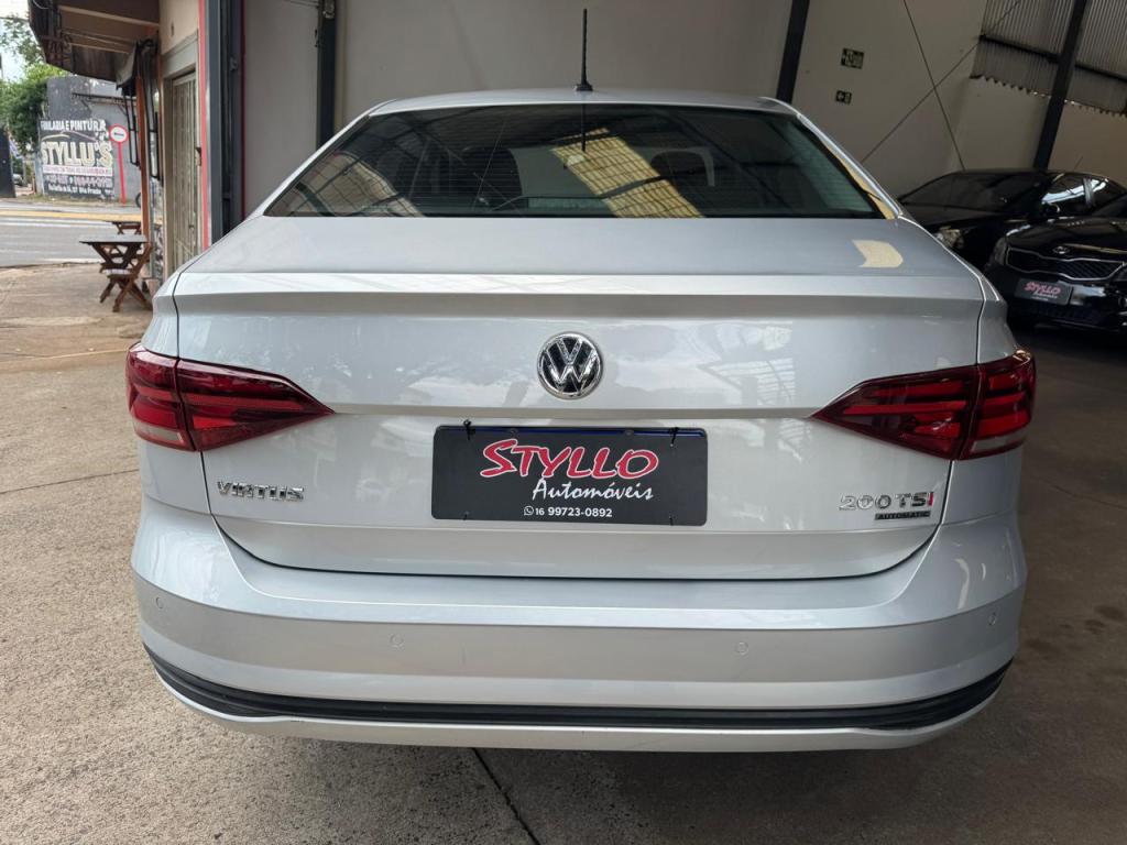 VOLKSWAGEN Virtus - Foto