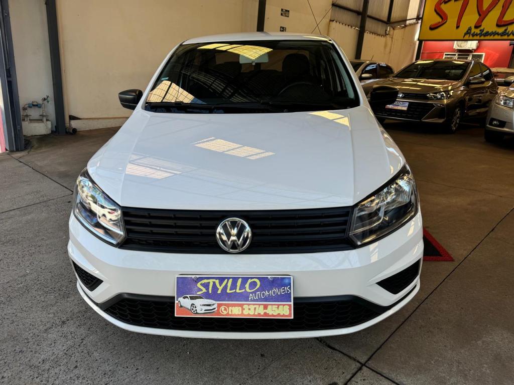 VOLKSWAGEN Voyage - Foto