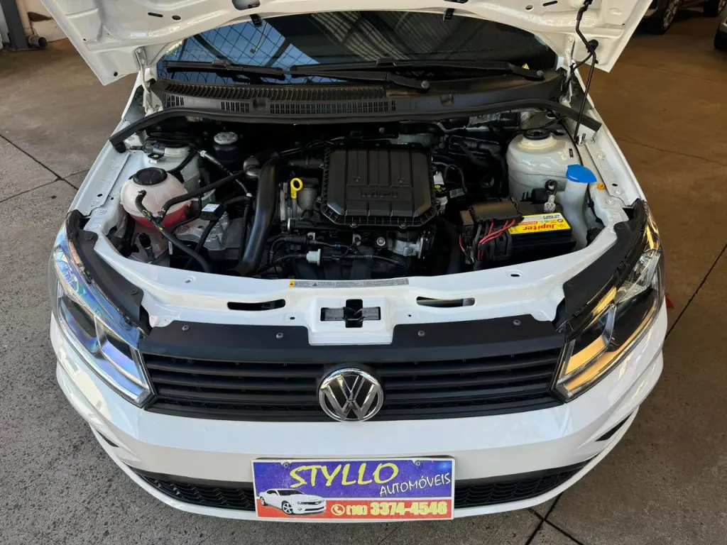 VOLKSWAGEN Voyage - Foto