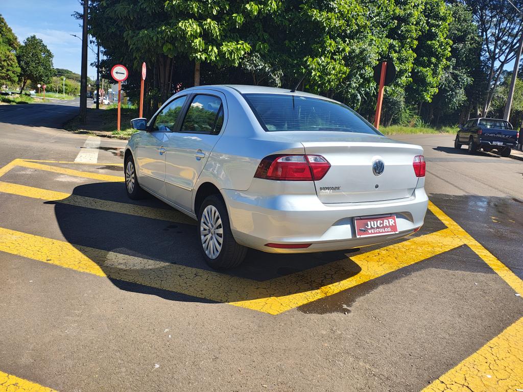 VOLKSWAGEN Voyage - Foto