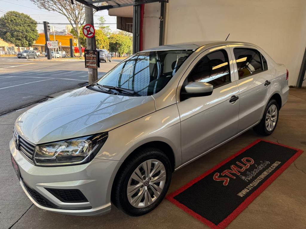 VOLKSWAGEN Voyage