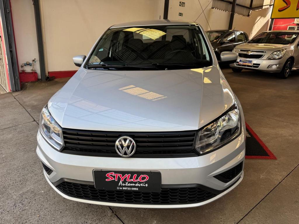 VOLKSWAGEN Voyage - Foto