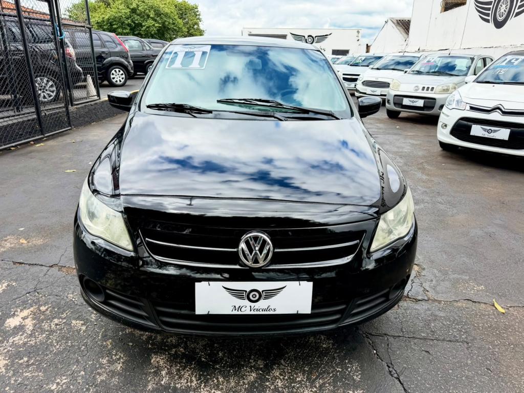 VOLKSWAGEN Voyage - Foto