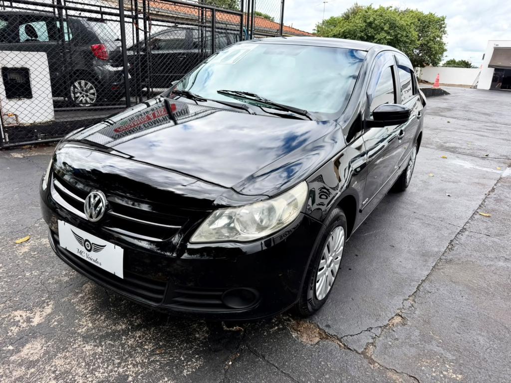 VOLKSWAGEN Voyage - Foto