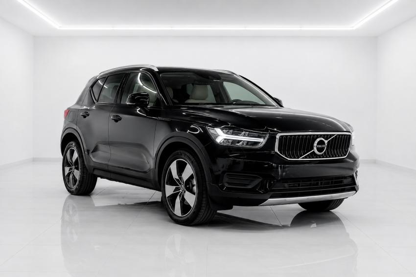 VOLVO XC40 - Foto