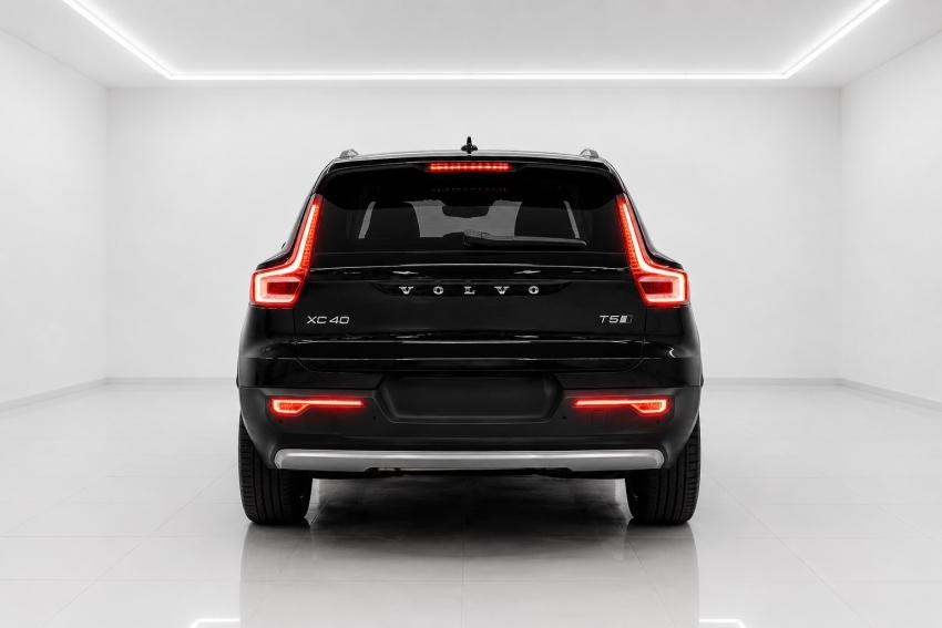 VOLVO XC40 - Foto