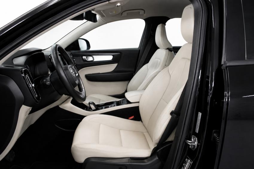 VOLVO XC40 - Foto