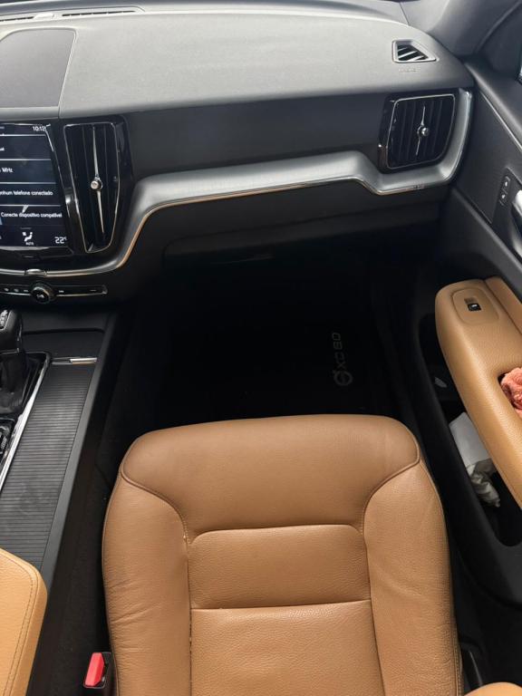 VOLVO XC60 - Foto