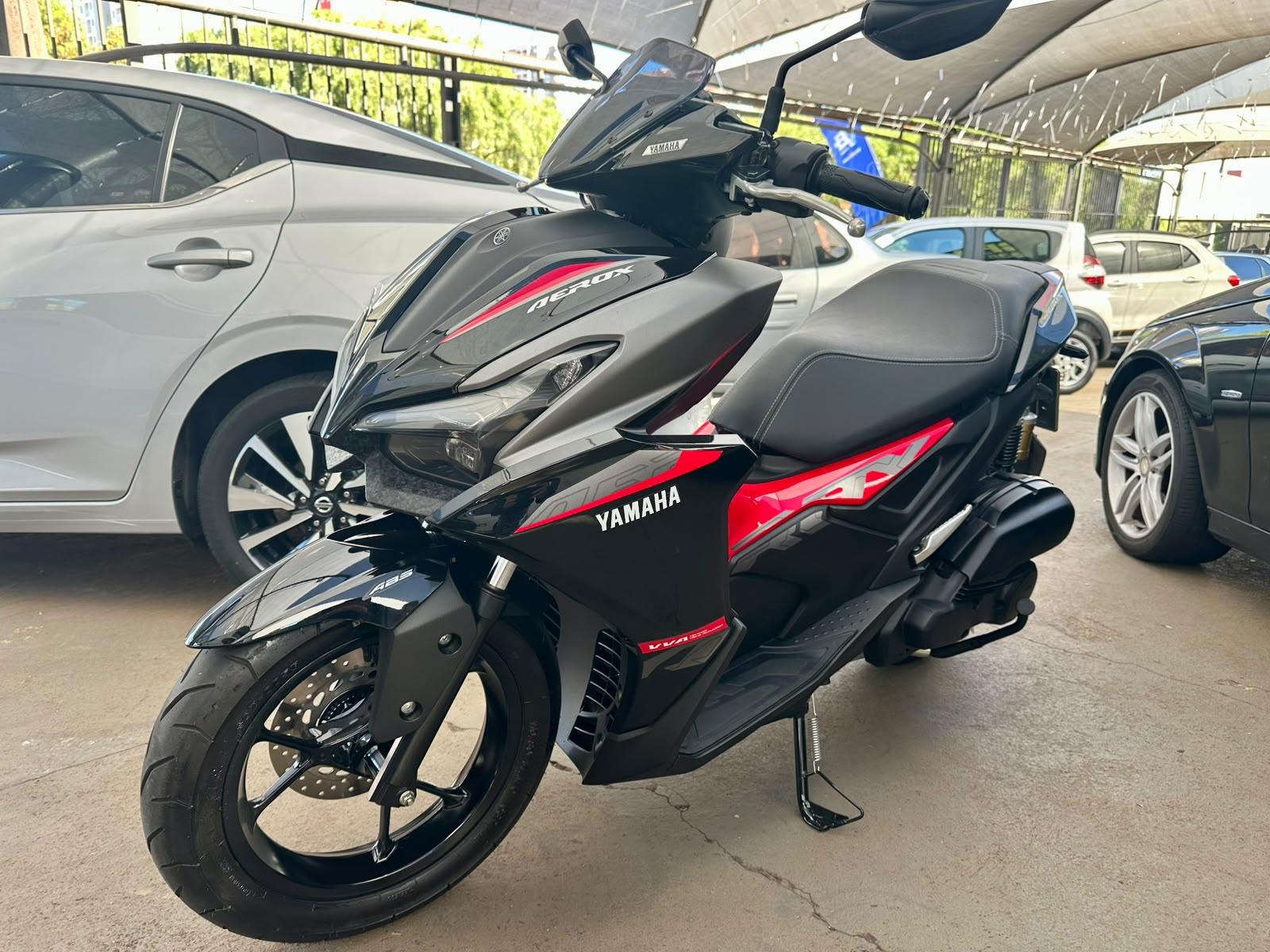 YAMAHA Aerox 160 - Foto