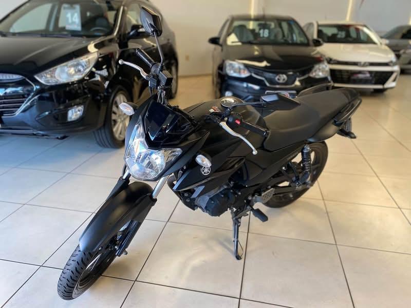 YAMAHA Fazer YS 150 - Foto