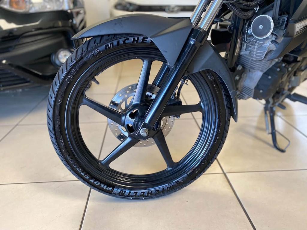 YAMAHA Fazer YS 150 - Foto