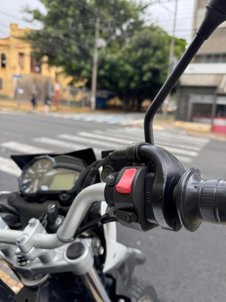 YAMAHA XTZ 150 Crosser - Foto