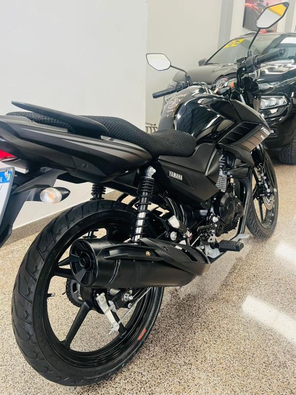 YAMAHA YS Fazer 150 - Foto