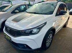 FIAT Argo 1.3 4P FLEX FIREFLY TREKKING AUTOM�TICO CVT