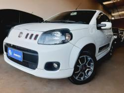FIAT Uno 1.4 4P FLEX SPORTING