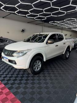 MITSUBISHI L 200 Triton 2.4 16V SPORT HPE 4X4 CABINE DUPLA TURBO DIESEL AUTOM�TICO