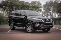 TOYOTA Hilux SW4 2.8 16V 4P SRX 4X4 7 LUGARES TURBO DIESEL AUTOMTICO