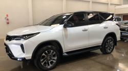 TOYOTA Hilux SW4 2.8 16V 4P SRX PLATINUM 4X4 7 LUGARES TURBO DIESEL AUTOM�TICO