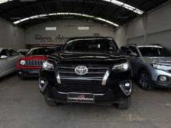 TOYOTA Hilux SW4 2.8 16V 4P SRX 4X4 7 LUGARES TURBO DIESEL AUTOMÁTICO