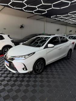 TOYOTA Yaris Sedan 1.5 16V 4P FLEX XLS CONNECT MULTIDRIVE AUTOM�TICO CVT