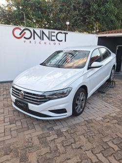 VOLKSWAGEN Jetta 1.4 16V 4P TSI COMFORTLINE AUTOMÁTICO