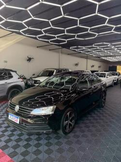 VOLKSWAGEN Jetta 2.0 4P COMFORTLINE TIPTRONIC AUTOM�TICO