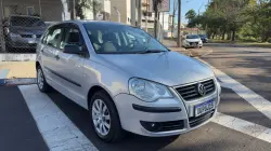 VOLKSWAGEN Polo Hatch 1.6 4P FLEX