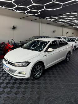 VOLKSWAGEN Virtus 1.0 4P 200 TSI FLEX HIGHLINE AUTOM�TICO