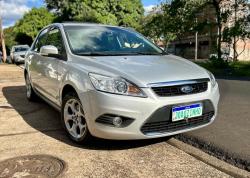FORD Focus Sedan 2.0 16V 4P FLEX TITANIUM AUTOMÁTICO