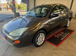 FORD Focus Sedan 2.0 16V 4P GHIA