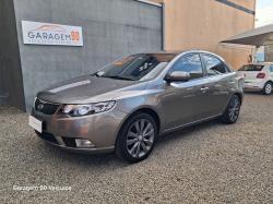 KIA Cerato Sedan 1.6 16V 4P SX3 AUTOMTICO