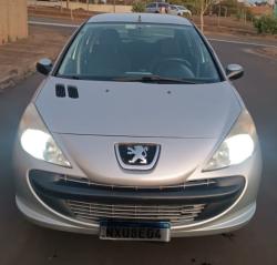 PEUGEOT 207 Hatch 1.4 4P XR FLEX