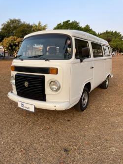 VOLKSWAGEN Kombi 1.4 FLEX STD 9 LUGARES